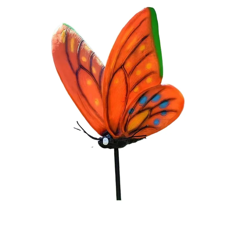 Gardening Tools Sketch - Escultura de borboleta ao ar livre