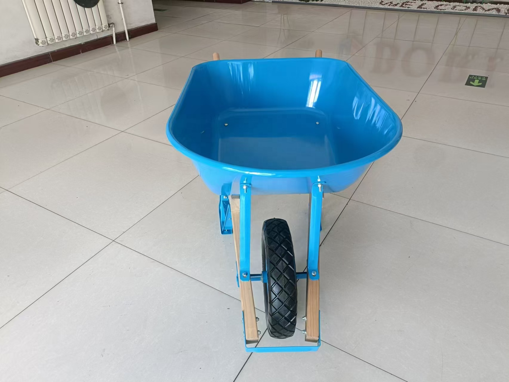 Carrinho de mão com roda de aç - Gardening Tools Wooden avaliação e preço