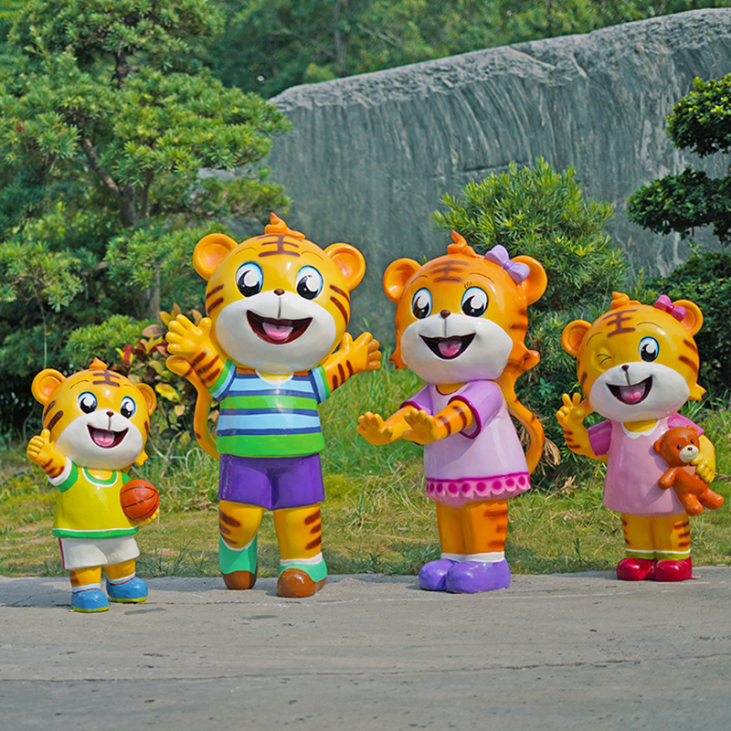 Tigre dos desenhos animados de - Gardening Tools Sketch avaliação e preço